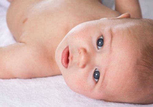 cuantos días puede estar un bebé sin hacer caca